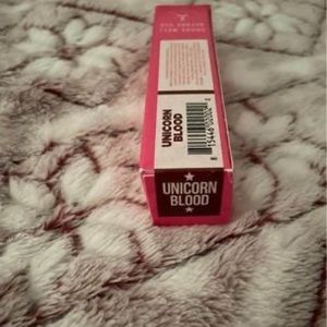 NIB JS UNICORN BLOOD